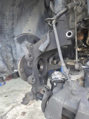 2018 Ford Focus Strut
