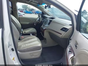 2011 Toyota Sienna