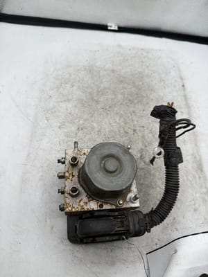 2017 Nissan Rogue ABS Module