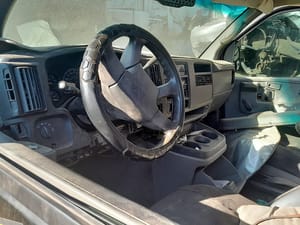 2005 GMC Expr15