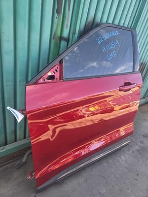 2022 Ford Explorer Front Door