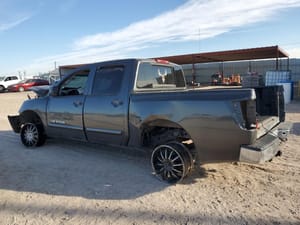 2002 GMC Expr25