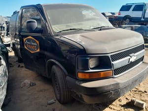 2005 GMC Expr15
