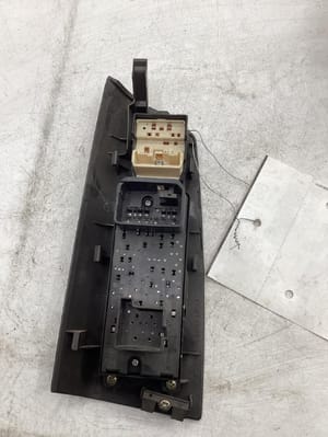 2006 Mazda RX-8 Front Door Switch