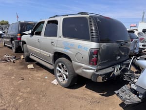 2004 GMC Tahoe