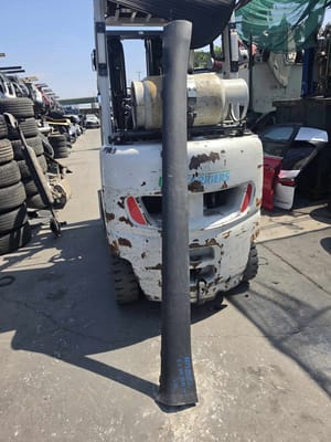 2021 Tesla Model Y Rocker Moulding
