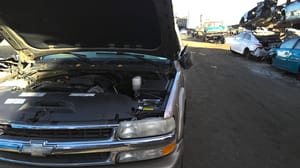 2000 GMC Sub150