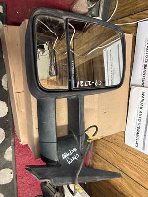 2011 GMC Expr25 Side Mirror