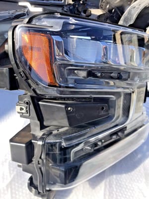 2021 Chevrolet Silverado 1500 Headlamp, Right
