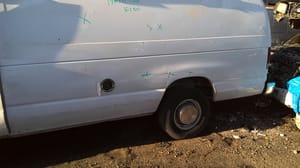 2000 Ford E-250