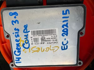 2014 Genesis Genesi Engine Control Module (ECM)