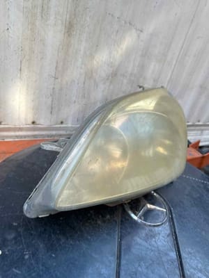2008 Toyota Matrix Headlight