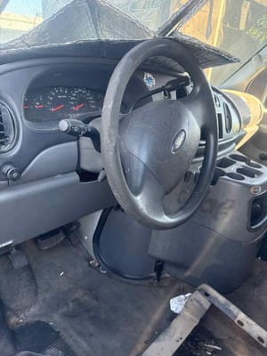 2005 Ford E-150