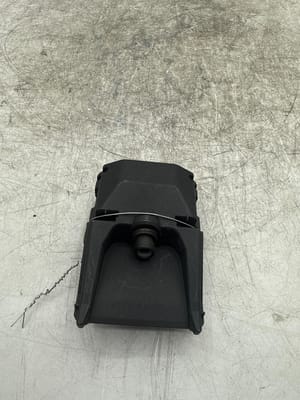 2020 Nissan Versa Camera/projector