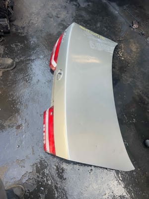 1999 Lexus Es300 Trunk Lid