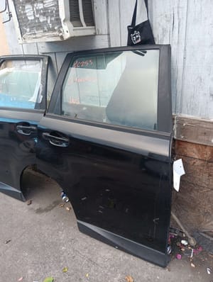 2017 Subaru Forester Rear Door