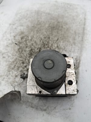2010 Mercedes Benz E-Class ABS Module