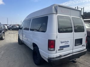2003 Ford E-250