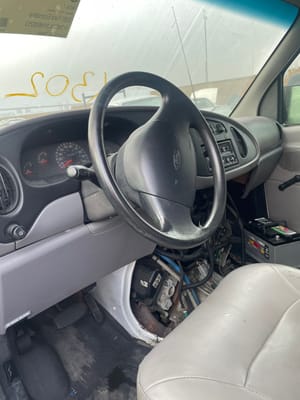 2000 Ford E-250