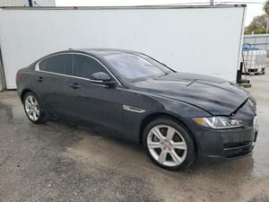 2017 Jaguar Xe