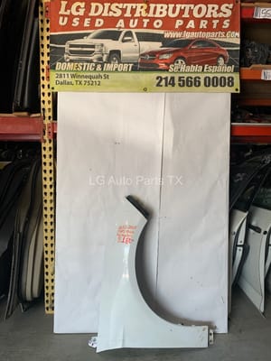 2017 Ford Focus Fender, R
