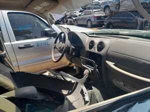 2005 Jeep Liberty Wheel