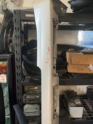 2016 Scion Sciotc Rocker Moulding