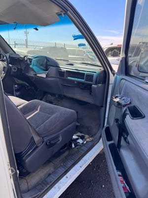 1996 Dodge Dpu25