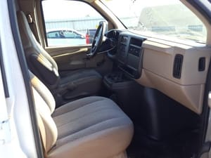 2002 GMC Expr15
