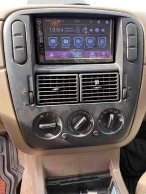 2004 Ford Explorer