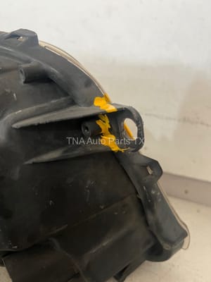 2006 Toyota Highlander Headlight