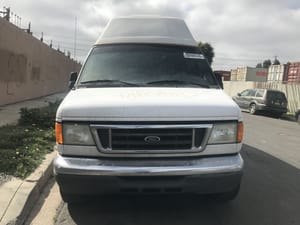 2006 Ford E-350