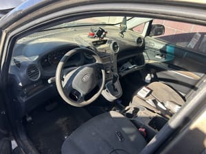2009 Kia Rondo