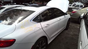 2015 Chrysler 200