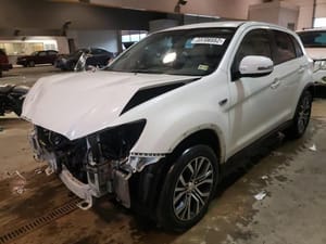 2017 Mitsubishi Outlander Engine