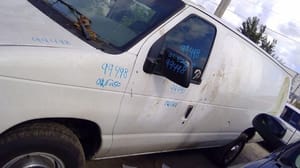 2001 Ford E-250