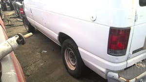2002 Ford E-250