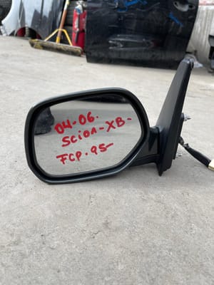 2004 Scion Xb Side Mirror