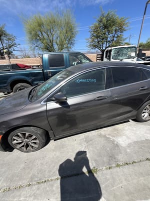 2015 Chrysler 200