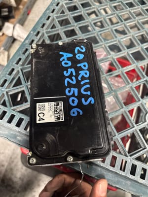 2015 Nissan Rogue Front Door Switch