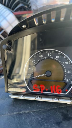 2005 BMW 745i