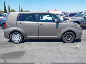 2012 Scion Xb