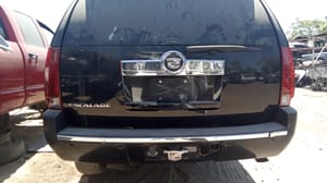 2007 Cadillac Escalade Tail Light