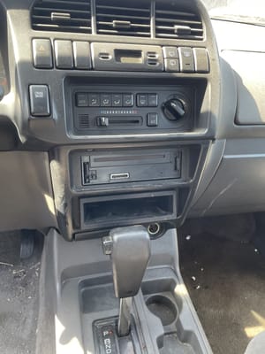 2000 Isuzu Trooper