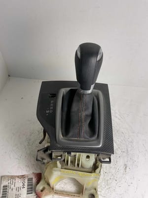 2014 Mazda Mazda3 Floor Shifter