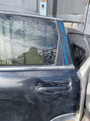 2016 Jeep Cherokee Rear Door