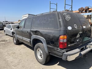 2003 GMC Sub250