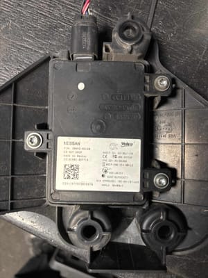 2020 Nissan Altima Camera/projector