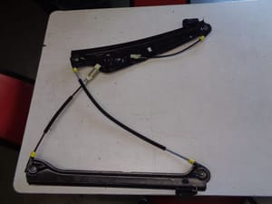 2004 BMW 745i Front Window Regulator