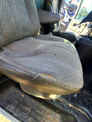 2006 GMC Expr35